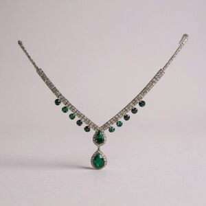 Elegant Silver and Green Necklace